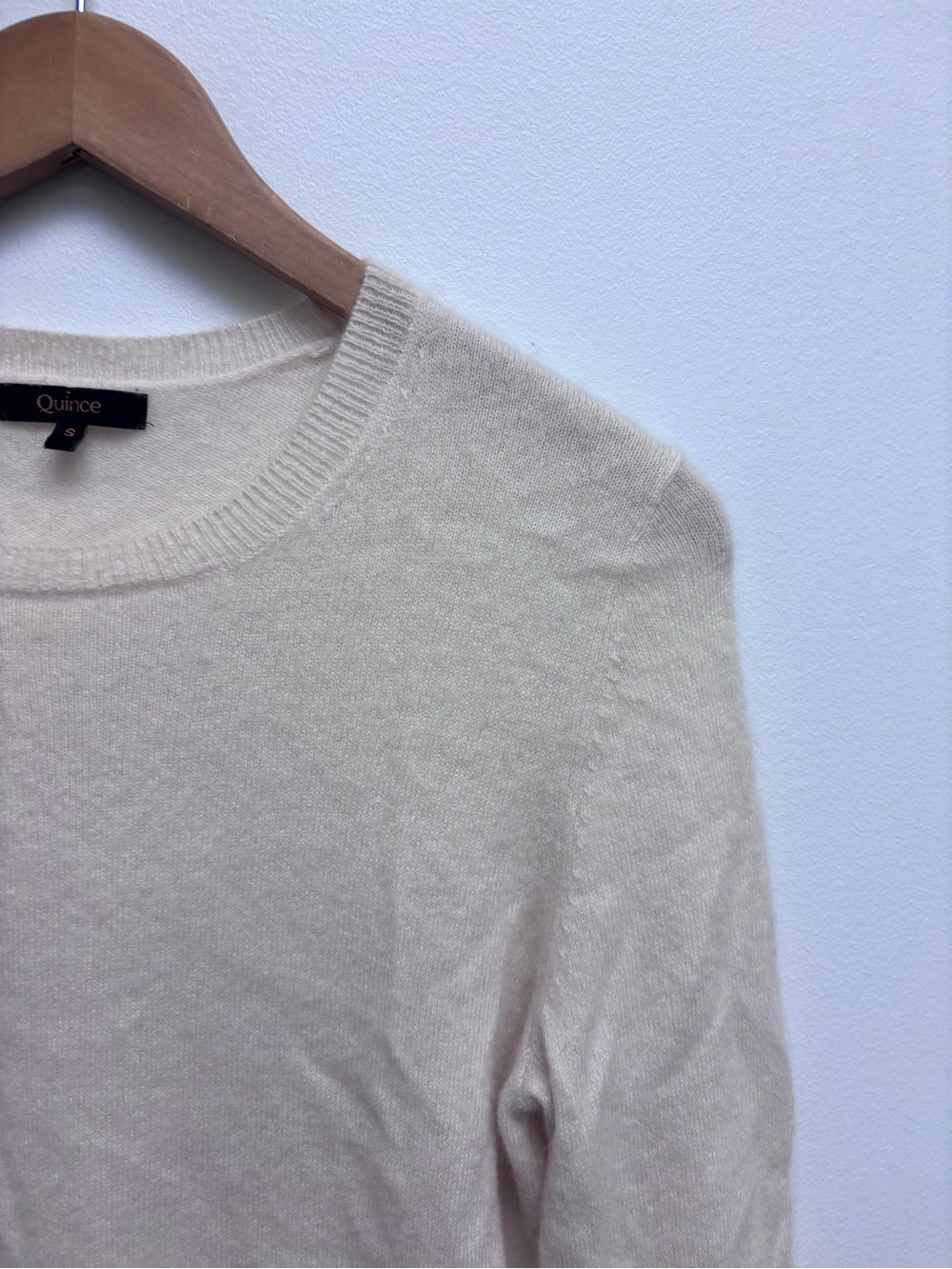 Quince Mongolian Cashmere Crewneck Sweater - Picture 9 of 12